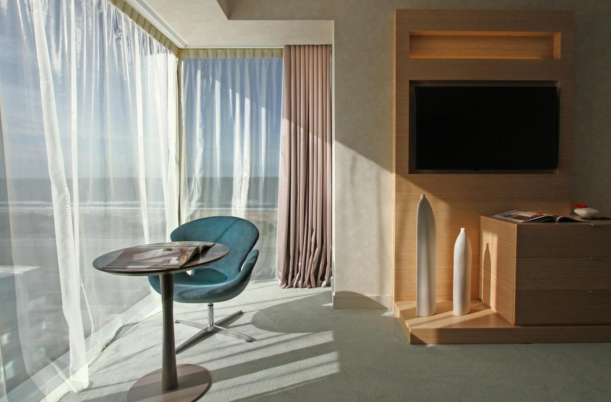 The Grand Hotel Пунта-дель-Эсте Экстерьер фото A room at the hotel